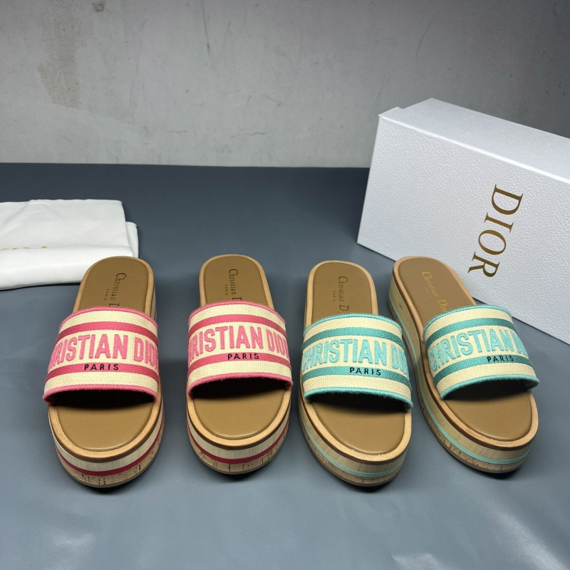 ch**an D*or slippers